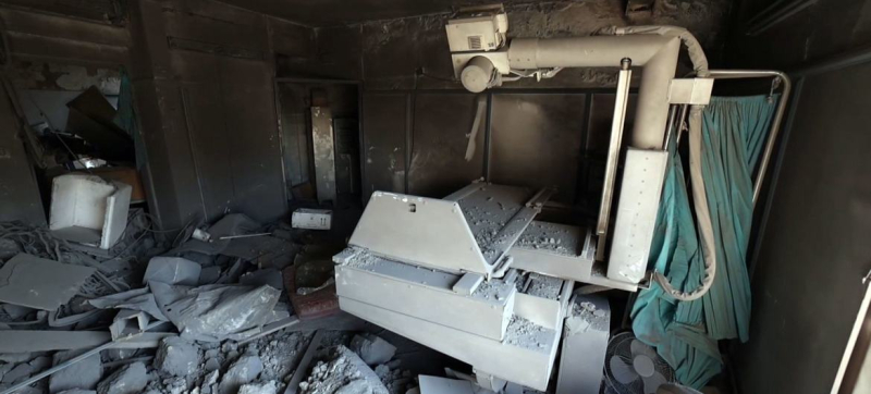 Разрушенное медицинское оборудование в больнице &laquo;Аль-Ахли&raquo;. 