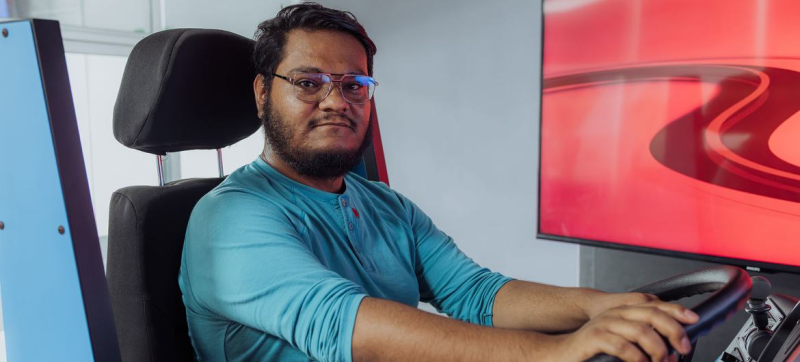 Техническая подготовка по автомобильным системам и технике безопасности подготовила мужчин к предстоящим испытаниям, укрепив их навыки навыки задолго до того, как они сели в самолет.