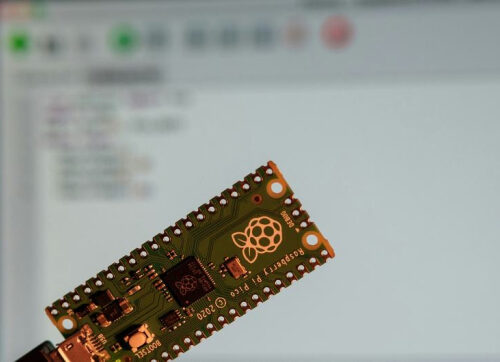 Чипы и другие электронные компоненты стали двигателем цифровой торговли Чипы и другие электронные компоненты стали двигателем цифровой торговли