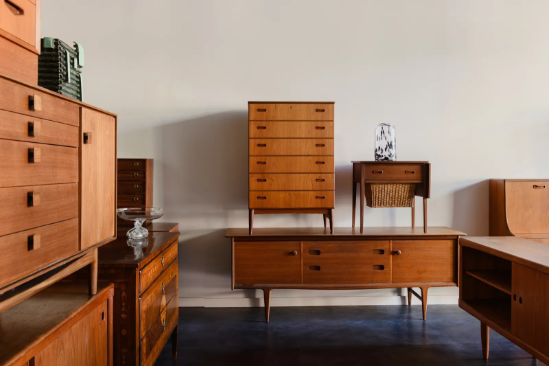 Галерея The Future Perfect и Studio Ahead возвращают интерес к антиквариату