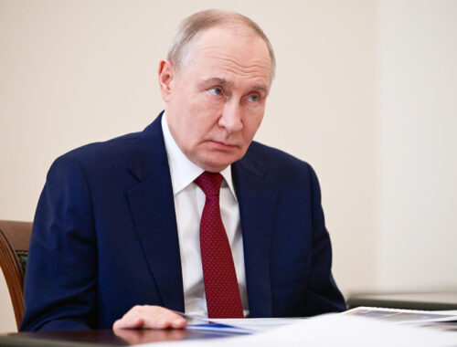Путин подписал закон об упрощении перераспределения земельных участков Путин подписал закон об упрощении перераспределения земельных участков