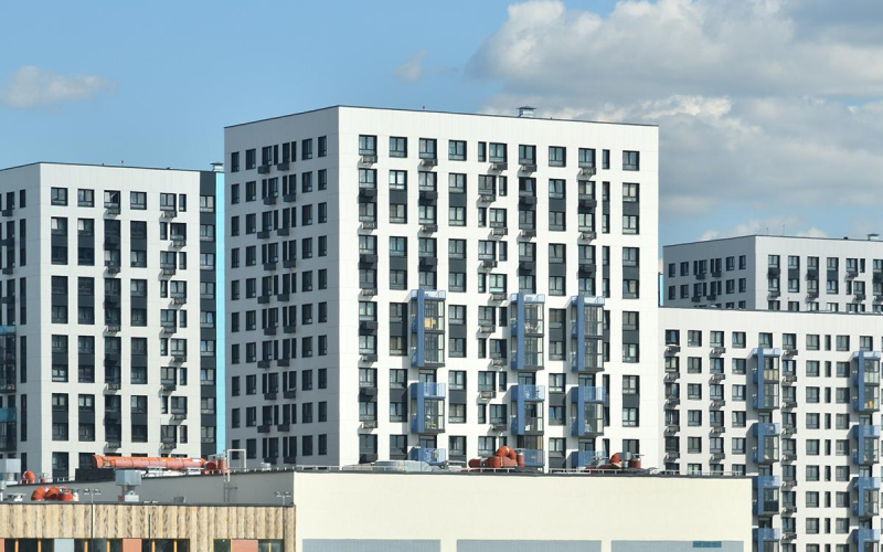 В Москве число сделок по переуступке в новостройках упало на 21% за