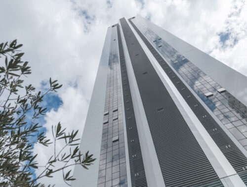 Завершено строительство небоскрёба «Vitra» в Бразилии