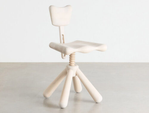 Бренд Stolab показал полностью деревянный офисный стул Бренд Stolab показал полностью деревянный офисный стул