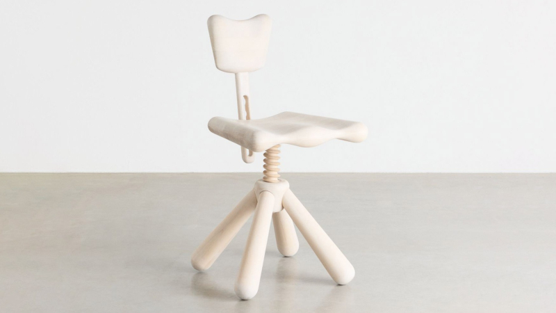 Бренд Stolab показал полностью деревянный офисный стул