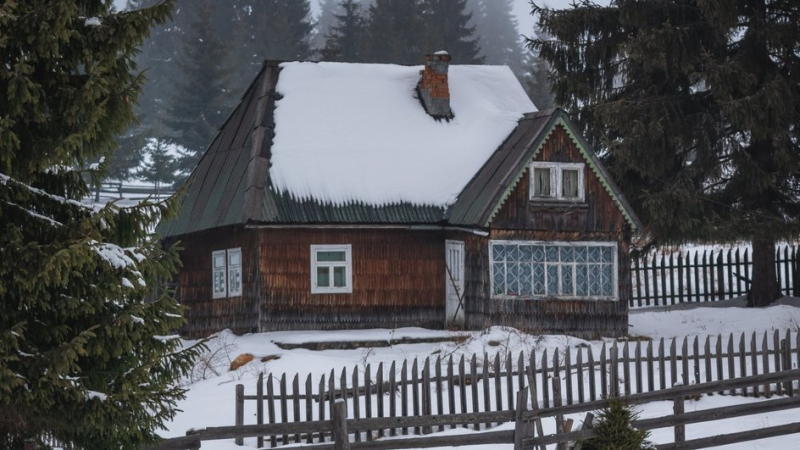 Инвестиции в избинг: почему жители крупных городов массово скупают старые деревенские дома