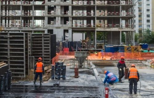 Какие строительные специальности зарабатывают больше всего в Москве