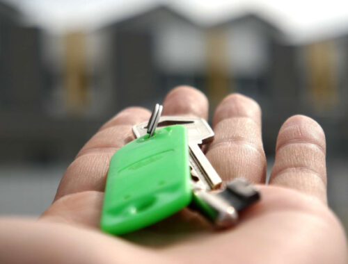 Треть строек жилья может встать из-за карантина Треть строек жилья может встать из-за карантина